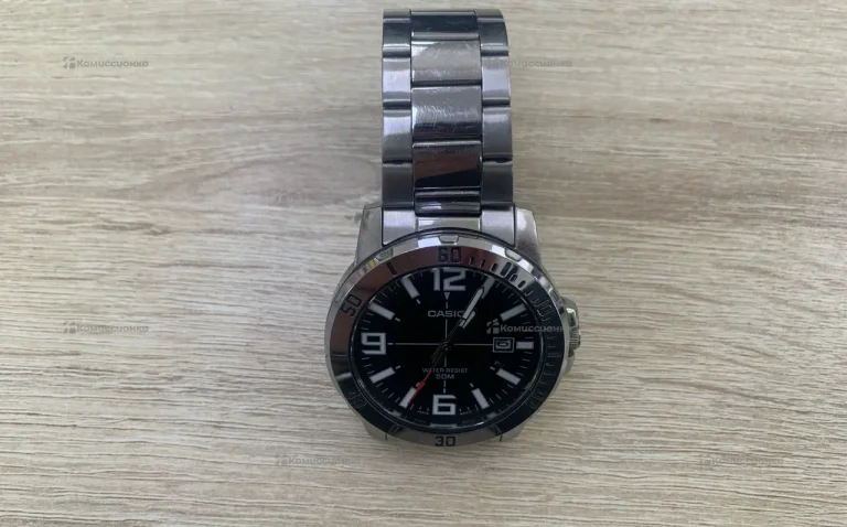 Часы  Casio