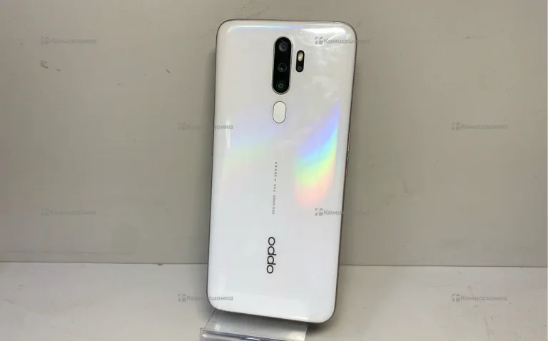 Oppo A5 (2020) 4/64 ГБ