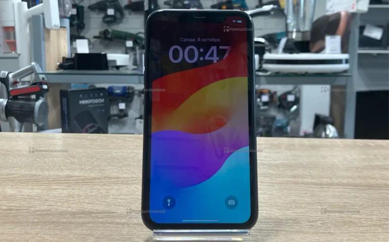 Apple iPhone 11 4/64 ГБ