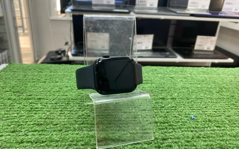 Часы  Apple Watch Series 9 45mm