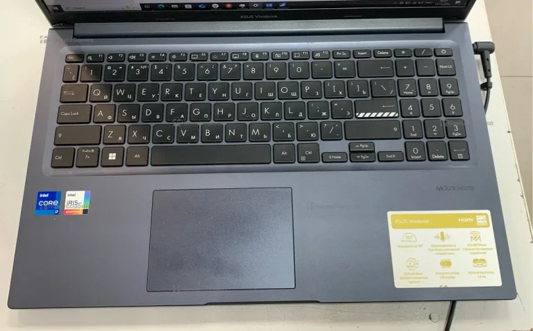 Ноутбук  ASUs vivobook x1502z