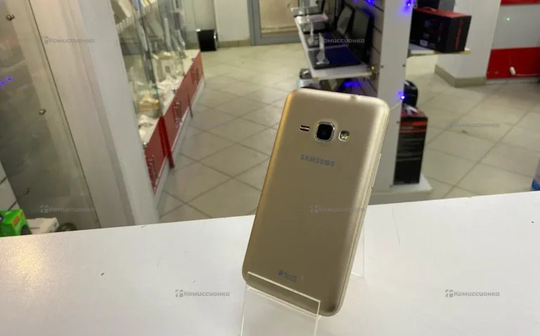Samsung Galaxy J1 (2016) 1/8 ГБ
