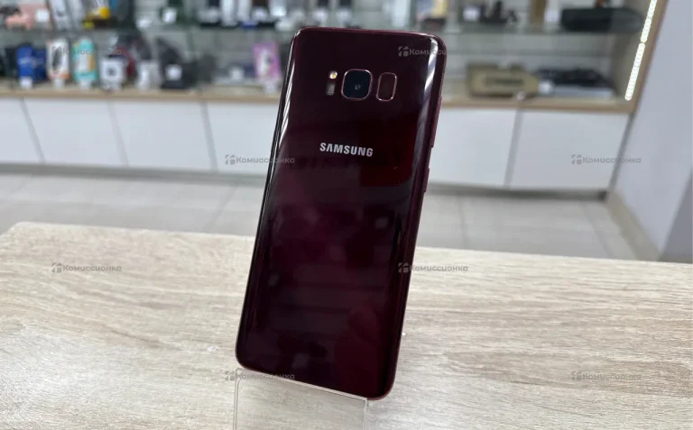 Samsung Galaxy S8 4/64 ГБ