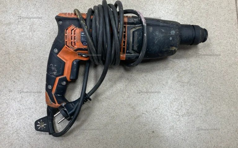 Перфоратор AEG KH 24 IE