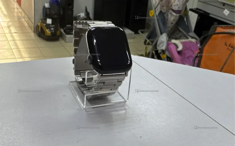 Часы  Apple Watch SE 2 поколения