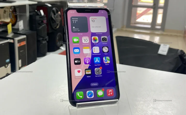 Apple iPhone XR 128 ГБ