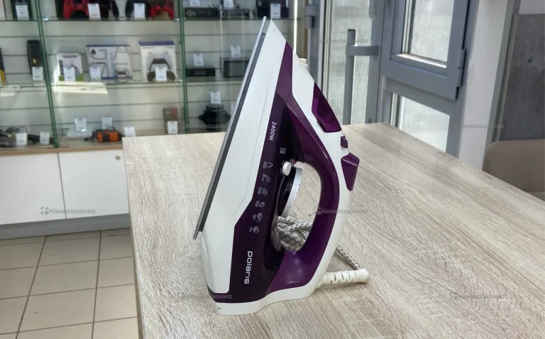 Утюг Polaris