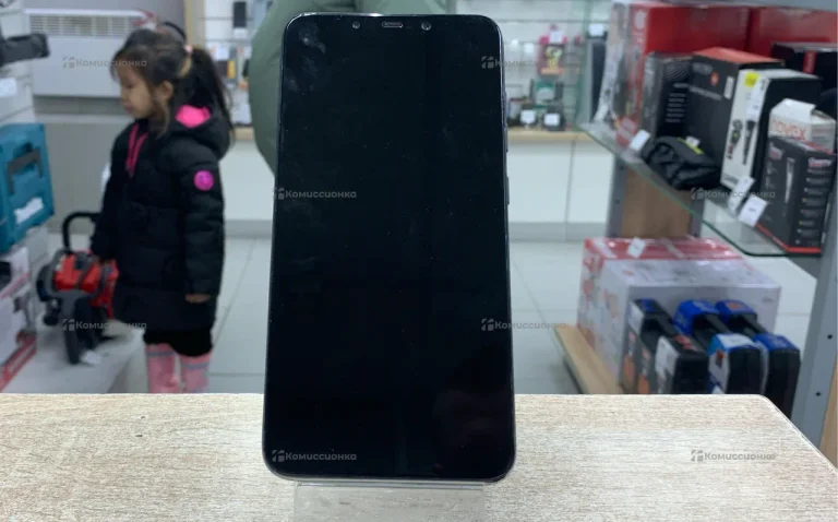 Xiaomi Pocophone F1 6/128 ГБ