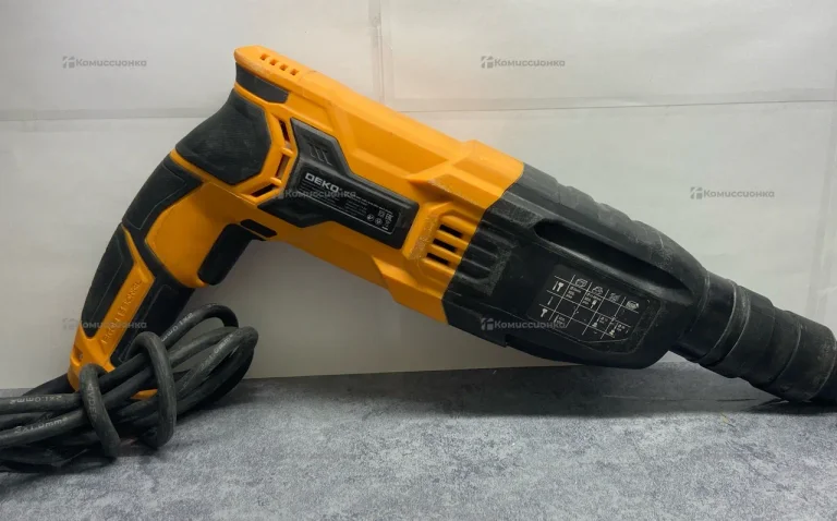 перфоратор DEKO ZKH1150W