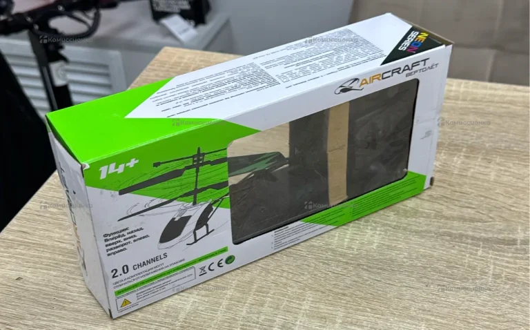 Вертолет игрушечный радиоуправляемый Mobicaro Aircraft HX725 неуправляемая игрушка, но летает.