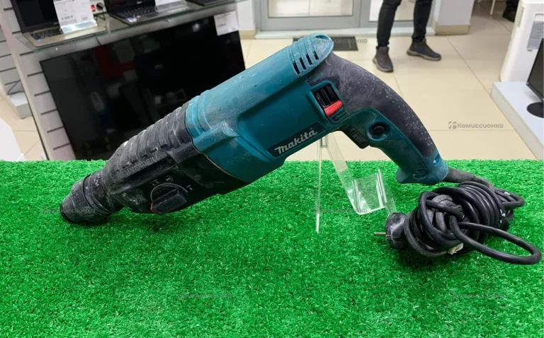 Перфоратор makita HR2470