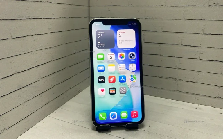 Apple iPhone 11 4/128 ГБ