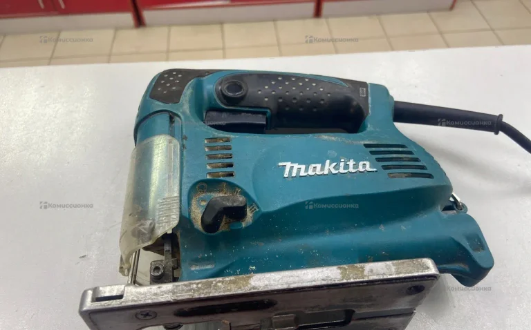 Электролобзик makita 4329