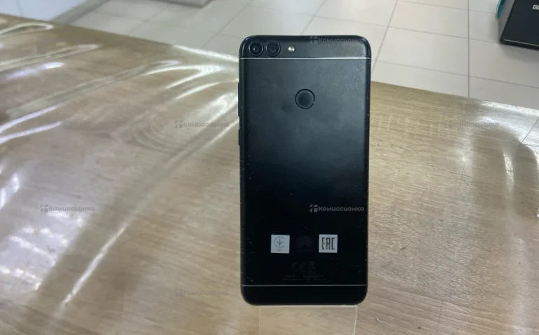 Huawei P smart 3/32 ГБ