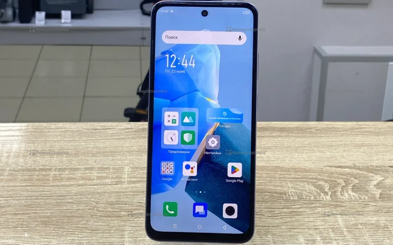 Infinix Hot 30 Play 8/128 ГБ