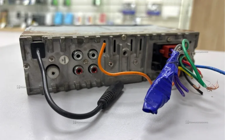 Автомагнитола  Nakamichi nq711b