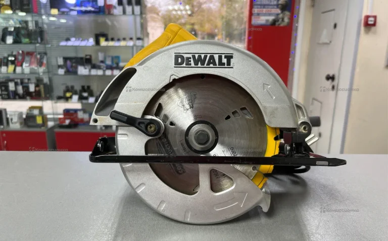 Дисковая пила dewalt DWE560