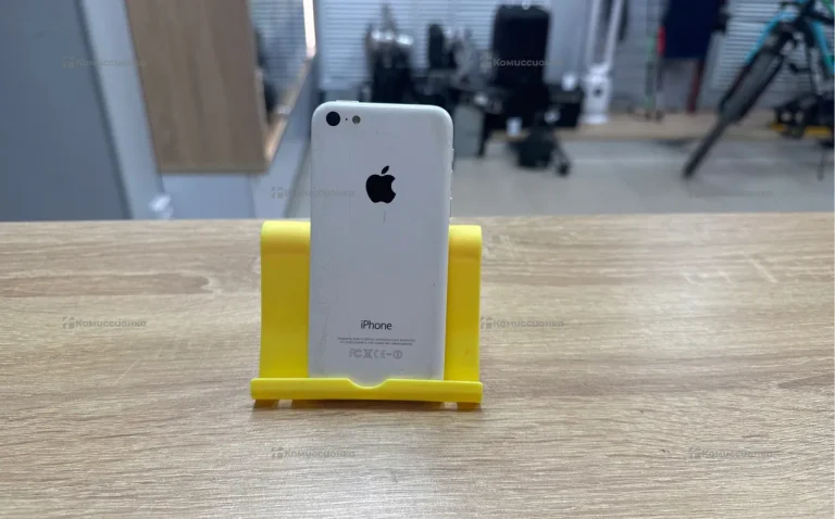 Apple iPhone 5C 8Gb