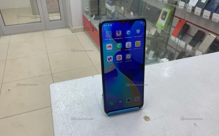 Tecno Spark 10C 4/64 ГБ