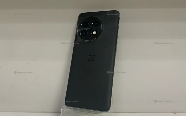 OnePlus 11 16/256 ГБ