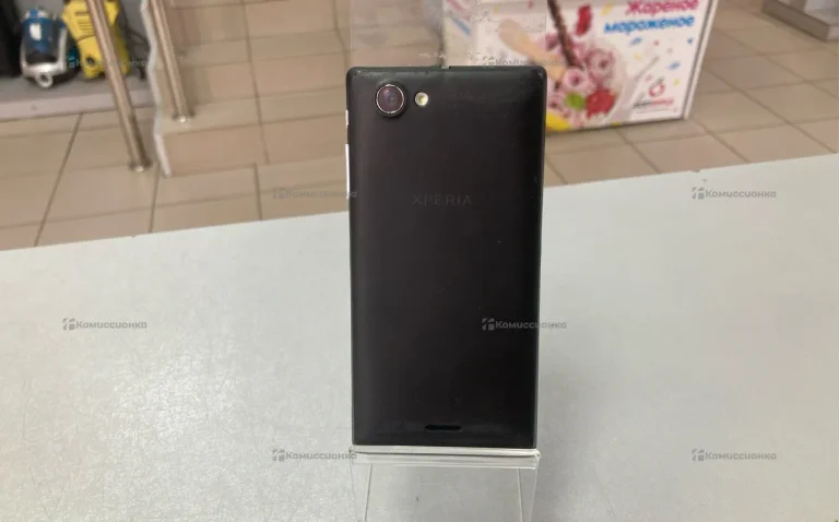 Sony st26i