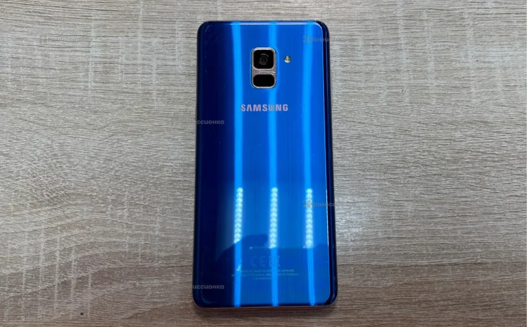 Samsung Galaxy A8+ (2018) 4/32 ГБ