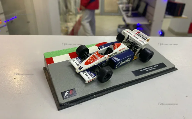 Машинка toleman tg184