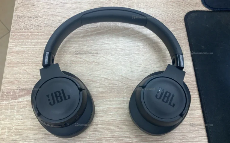 Наушники  JBL BT 720