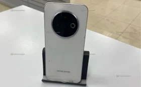 Tecno Spark 30C 4/128 ГБ