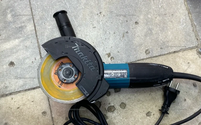 УШМ Makita GA5030R