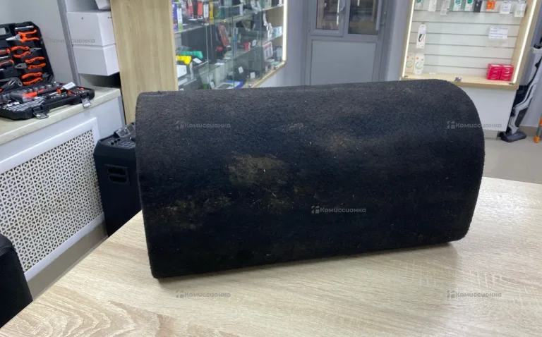 Сабвуфер  активный