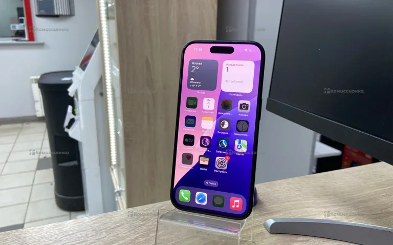 Apple iPhone 16 8/128 ГБ