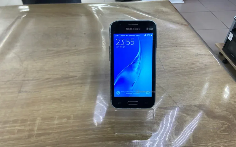 Samsung Galaxy J1 Mini SM-J105H 1/8 ГБ