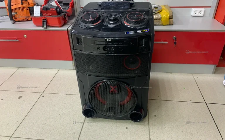Колонка  LG Xboom OM7550K