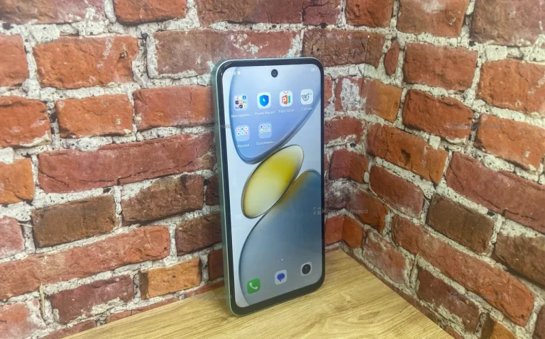 TECNO Spark Go 1 3/64GB