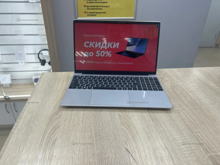 Ноутбук  Default string