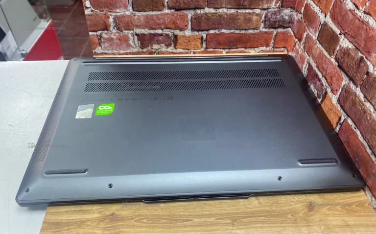 Ноутбук Lenovo Yoga Slim 6 14IRH8