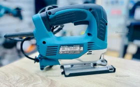 Электролобзик makita JV0600K