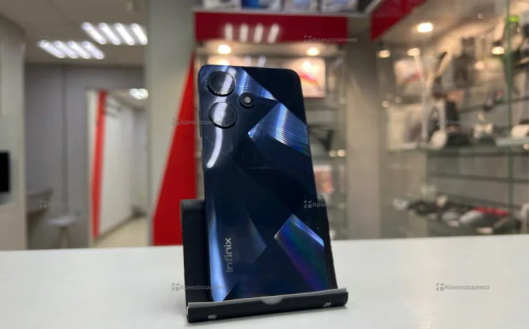 Infinix Hot 30i 4/64 ГБ