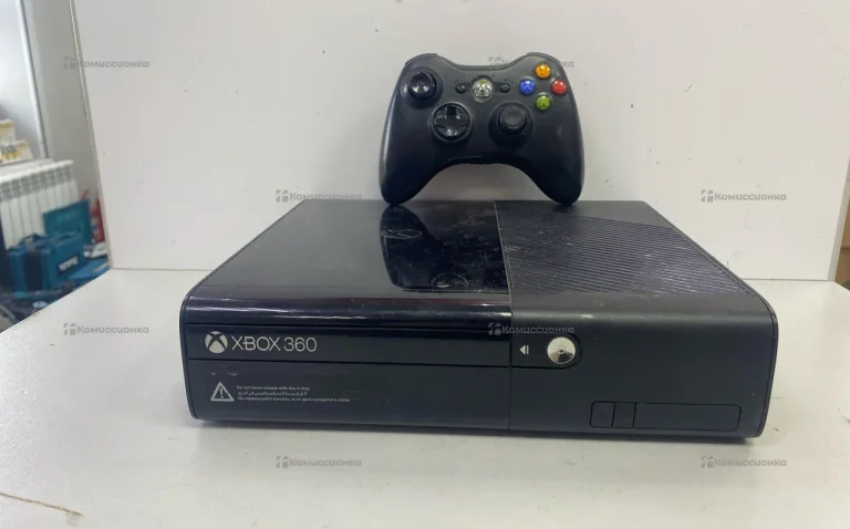 Приставка  Xbox 360