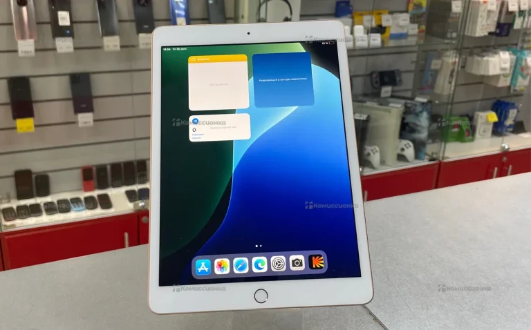 Планшет Apple iPad (2020) 32Gb Wi-Fi