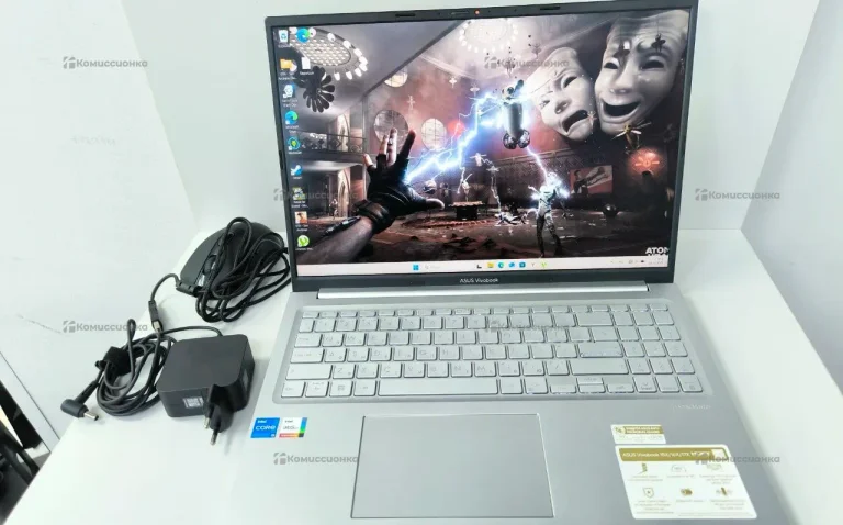 Ноутбук  Asus Vivobook x16