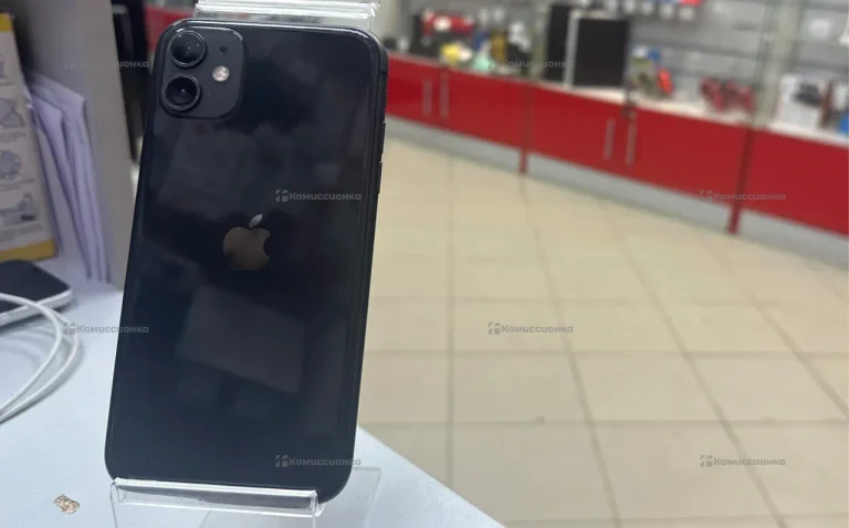 Apple iPhone 11 4/64 ГБ