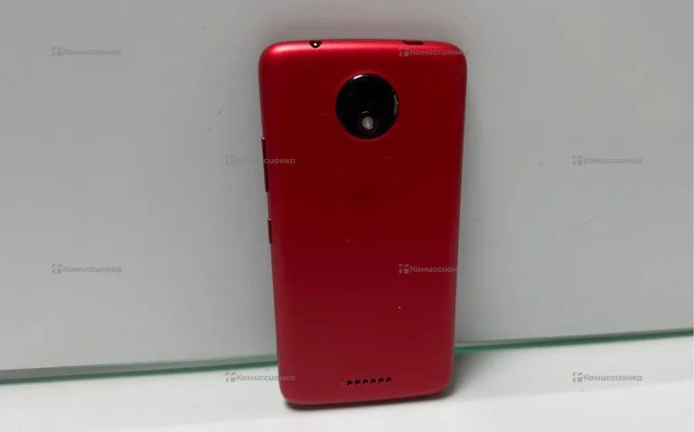 Motorola Moto C 1/16 ГБ