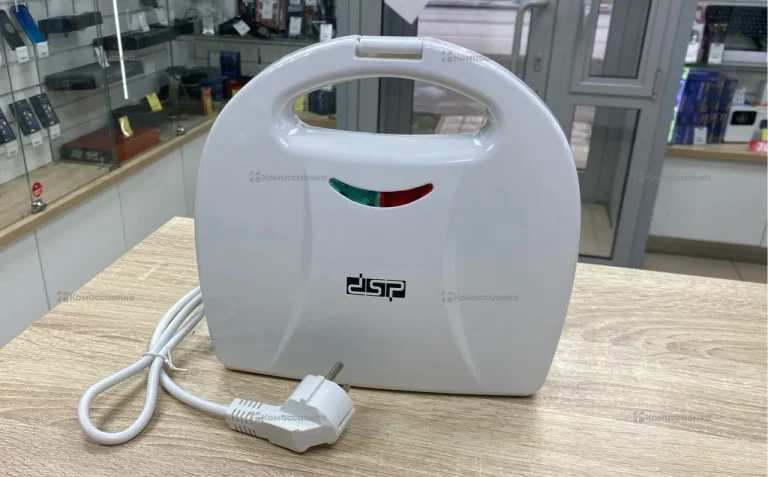 сендвичница DSP 1045