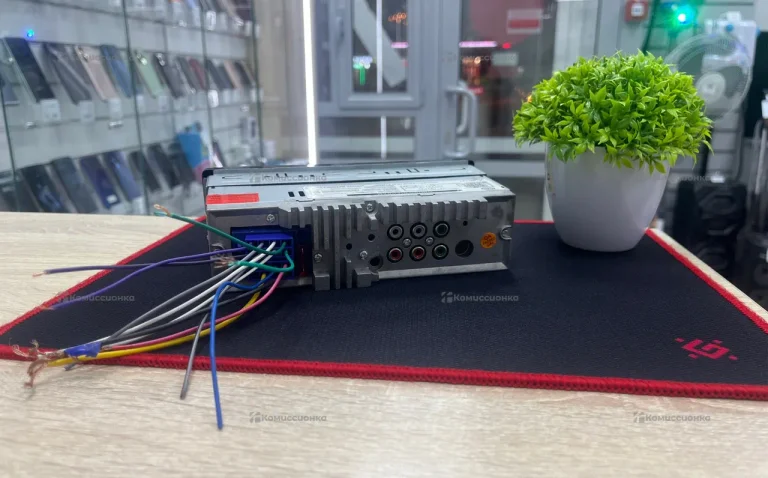 Автомагнитола  Bos-mini BOS-8023DBT