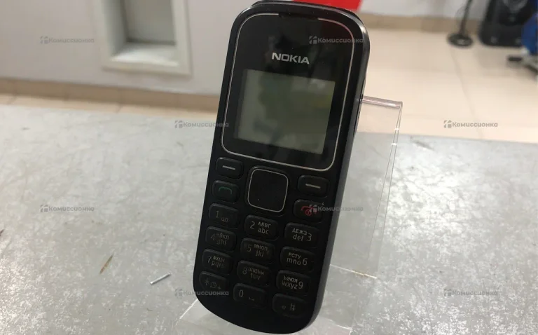 Nokia 1280.