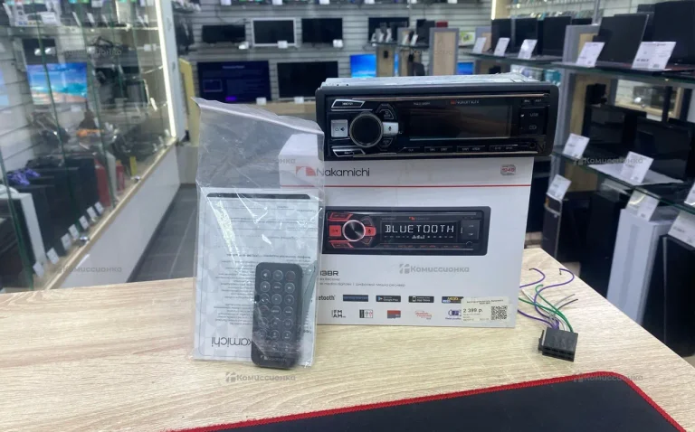 Автомагнитола   Nakamichi nq513br новая