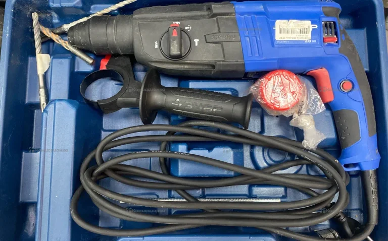 Перфоратор ЗУБР ЗП-26-800 К