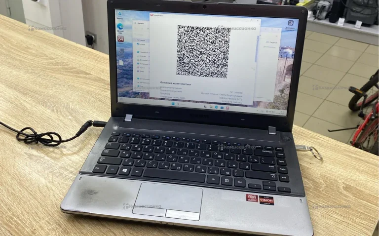 Ноутбук Samsung np300e5a